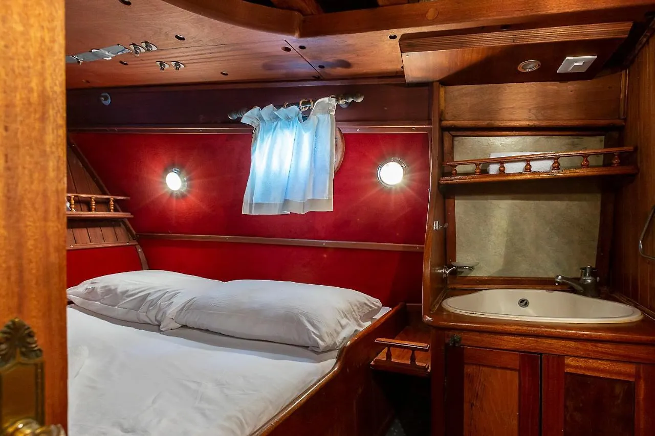 Hôtel Akos à Venise Bateau-hôtel